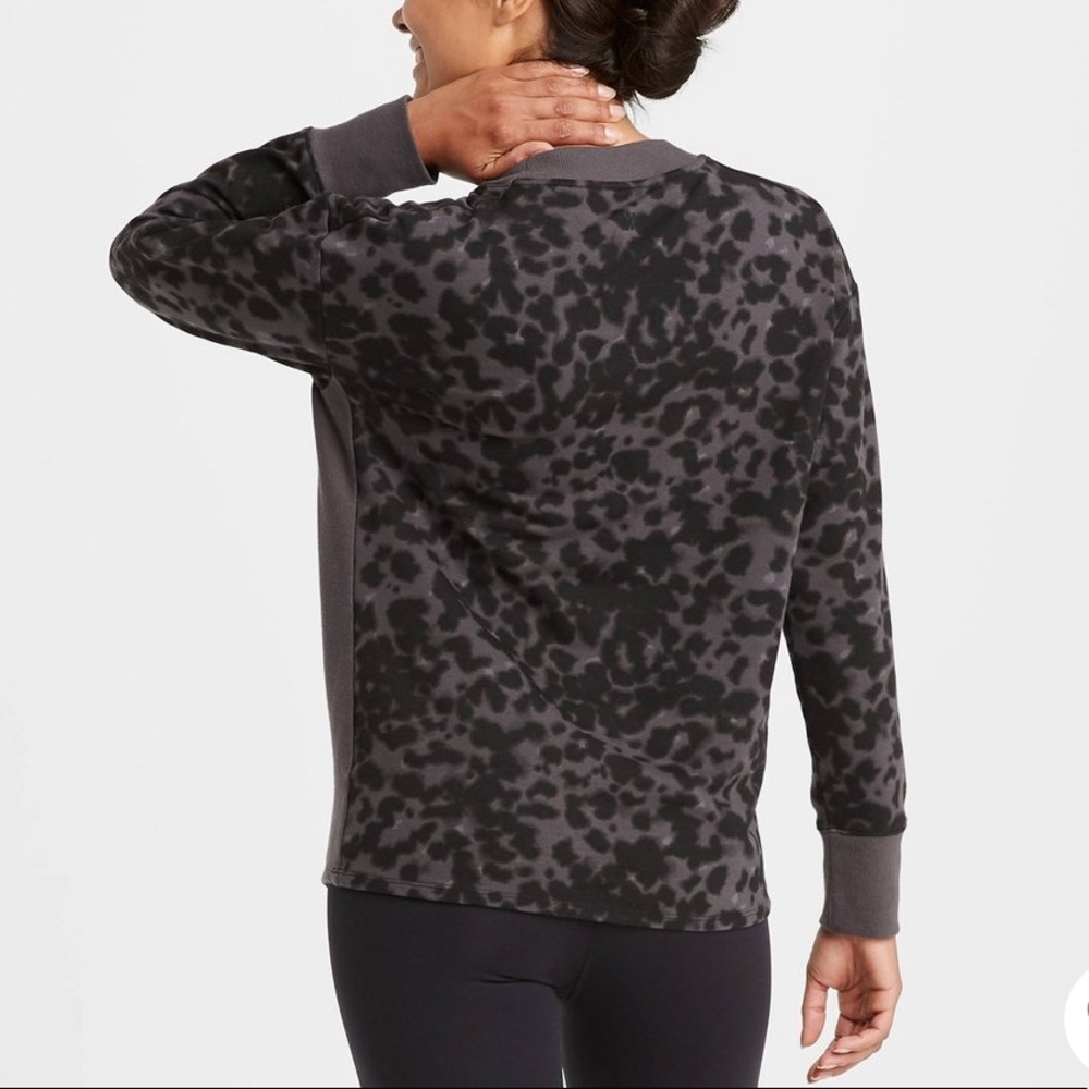 All in Motion leopard pullover - Picture 2 of 6